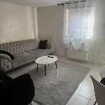 Lila's - Dans Maison Avec Exterieur
